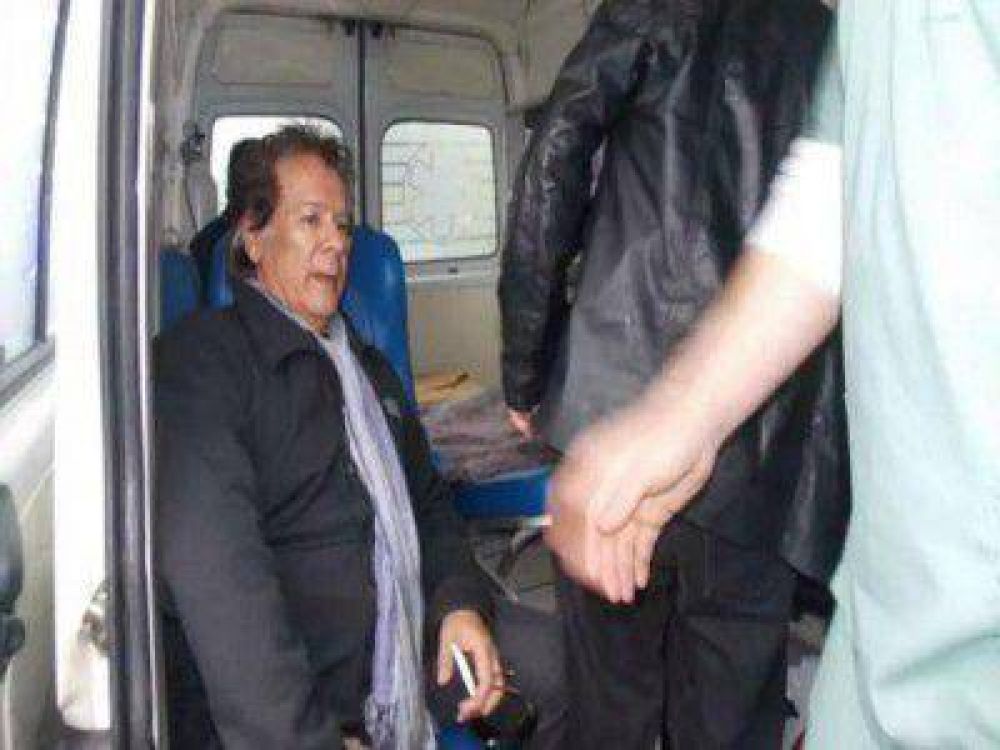 Ruta 9: Volc� micro que trasladaba a V�ctor Heredia y sus m�sicos