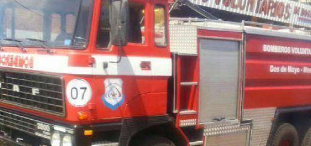 Un incendio destruy� por completo una vivienda familiar de Dos de Mayo