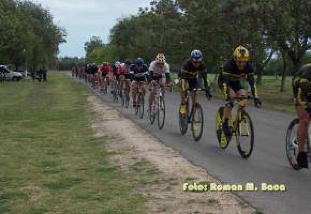 Ciclismo: Pese al clima, gran jornada en el panor�mico