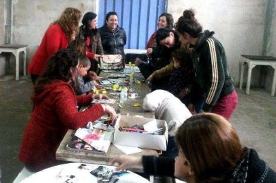 Se desarrolla con �xito un programa social dedicado a la Mujer en el Barrio El Hueco