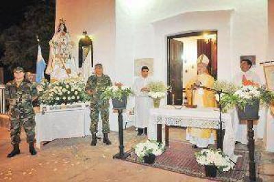 Anoche honraron a la Virgen de La Montonera con la presencia de monse�or Torrado Mosconi