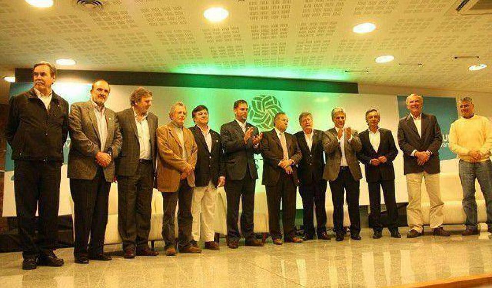 Roberto Basualdo disert� en San Luis sobre la situaci�n agroindustrial