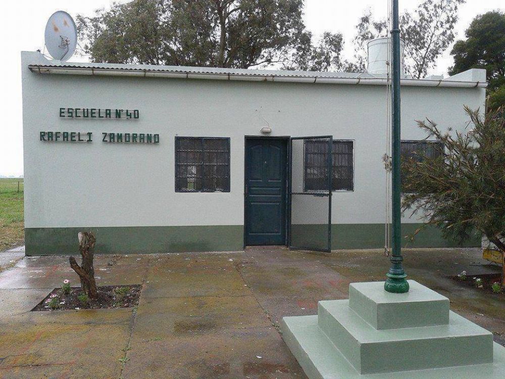 Solicitan se declare de Interes Municipal los 50 aos de la Escuela N 40, Rafael Zamorano 