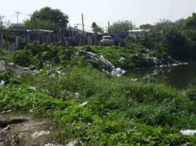 �Por lo que nos enteramos de Pablo Sarlo, menos vamos a salir�, aseguran vecinos del arroyo Del Gato
