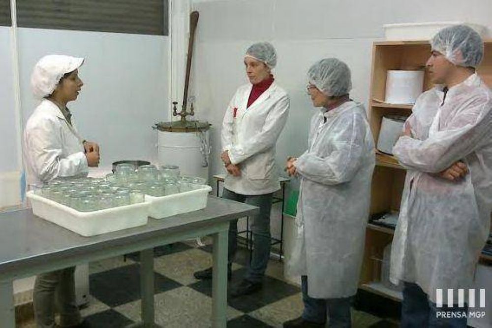 Educaci�n Mar del Plata concluy� la capacitaci�n para producir mermeladas