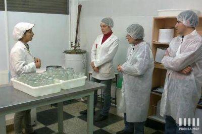 Educaci�n Mar del Plata concluy� la capacitaci�n para producir mermeladas
