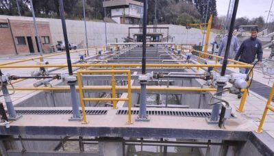 Dimes y diretes por nueva planta cloacal