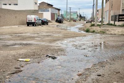 Seg�n la SCPL los taponamientos se producen por el mal uso de la red colectora
