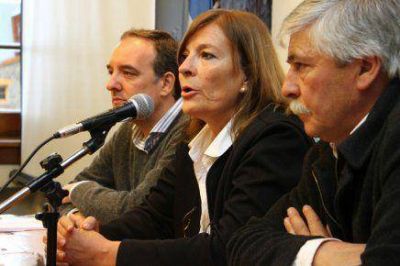 Bloque N�stor Kirchner anticip� que ira a las PASO