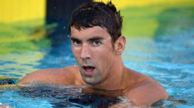 La Federaci�n de Nataci�n de EEUU castiga a Phelps por sus problemas con el alcohol