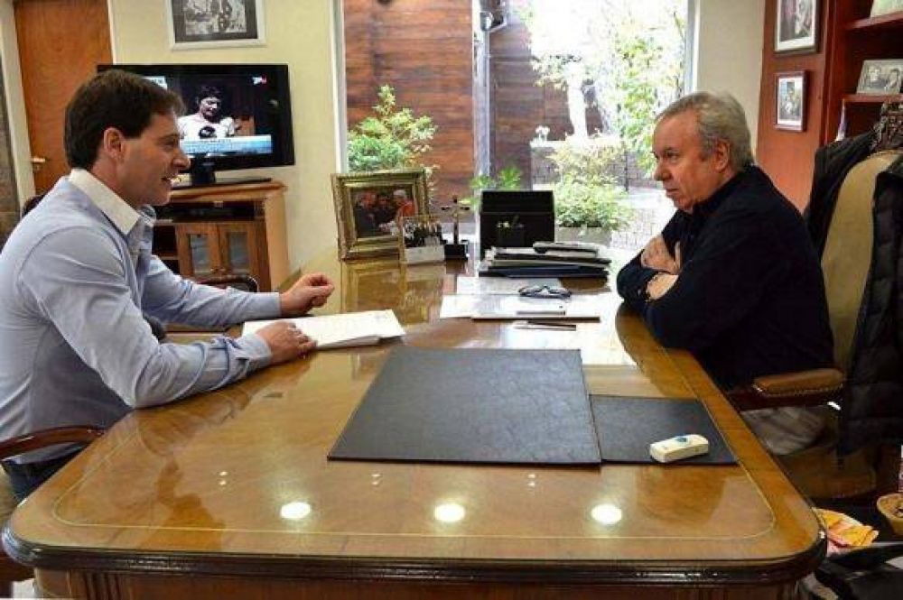 Proyecto de acuerdo con empresas mineras