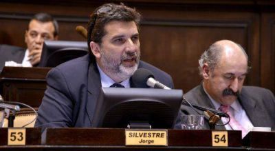 UCR: Bronca de intendentes contra sus diputados por avalar la Ley de Paritarias Municipales