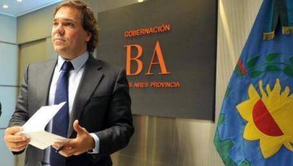 Scioli sumar� 41 mil empleados y 25 mil ser�n polic�as