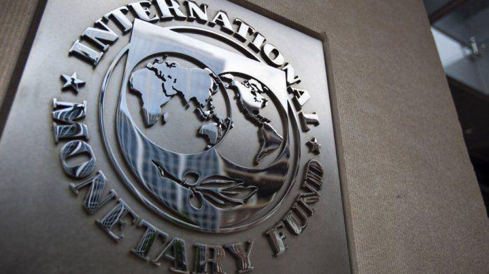 El FMI proyect� que la Argentina seguir� en recesi�n en 2015