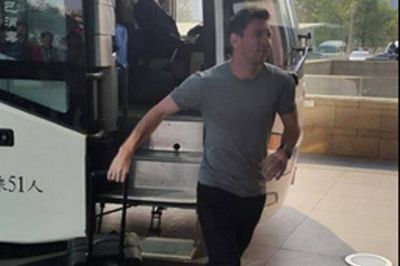 La selecci�n desembarc� en Pek�n y espera por el Supercl�sico de las Am�ricas