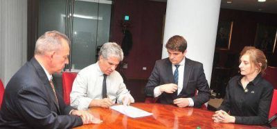 Poggi llam� a licitaci�n para construir 900 viviendas en La Punta