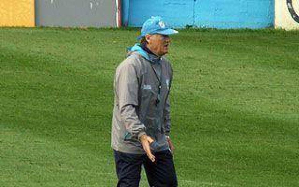 Rezza: �Con otro estado de la cancha hubiera sido distinto�