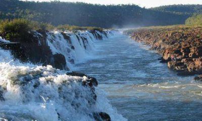 Contin�a cerrado el Parque Mocon� por la crecida del R�o