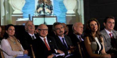 La gobernadora y el senador Zamora acompa�aron a  la Presidenta