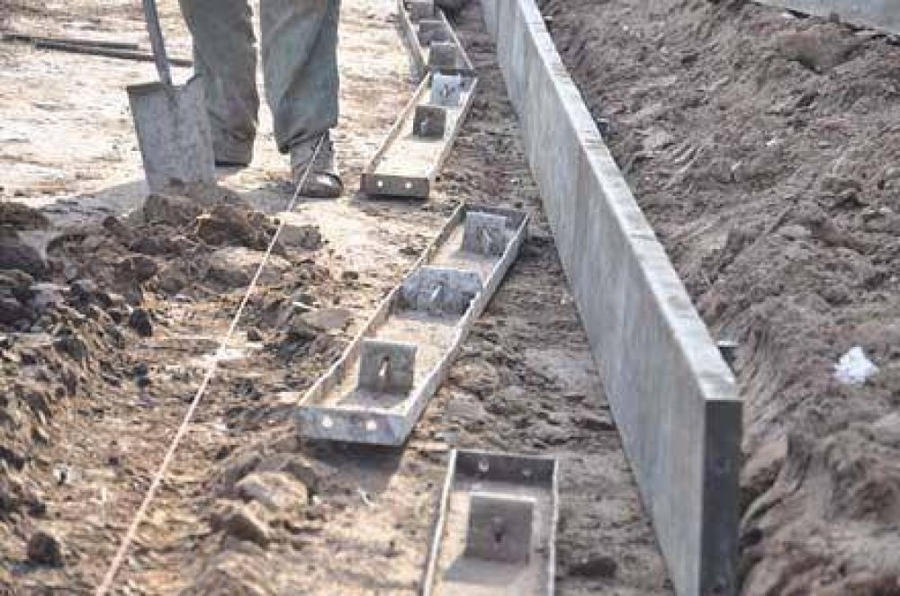 Comienza una importante obra de cord�n cuneta en la Ciudad
