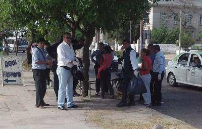 Calidad de Vida municipal decomiso una importante cantidad de pescados en la v�a p�blica