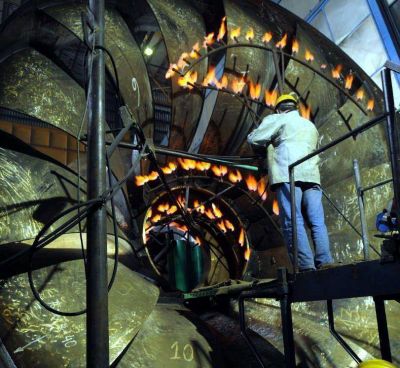 Por la crisis, Impsa puede suspender a 600 empleados