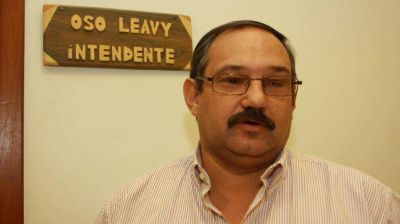 Leavy admite que la escuela estaba aislada