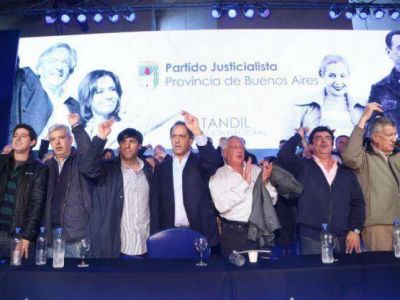 Cumbre del PJ: Todos menos Randazzo