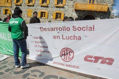 Trabajadores de ATE exigieron mayor compromiso a concejales por precariedad laboral
