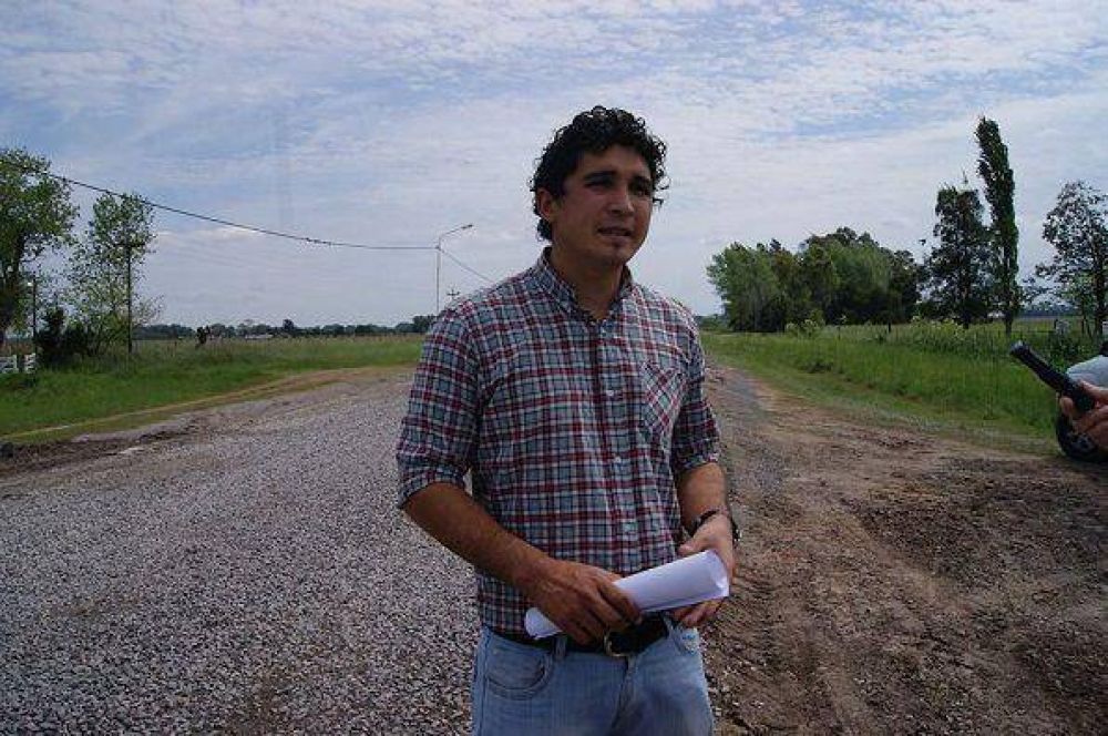 Monte: Mat�as L�pez nos cuenta de las mejoras en caminos rurales