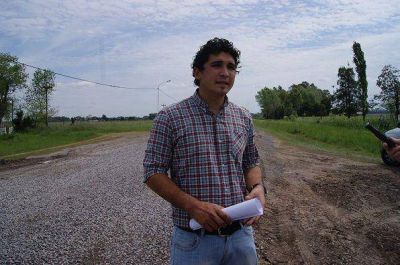 Monte: Mat�as L�pez nos cuenta de las mejoras en caminos rurales