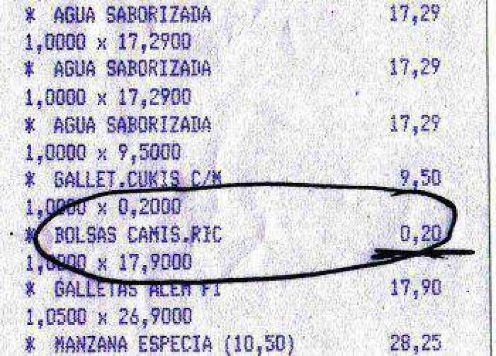Ahora los supermercados cobran por las bolsas de polietileno