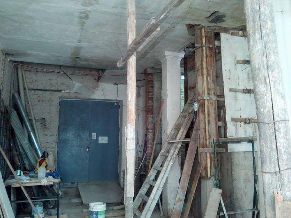 Los camarines del Teatro Gualeguaych� ya tienen un avance del 40 por ciento