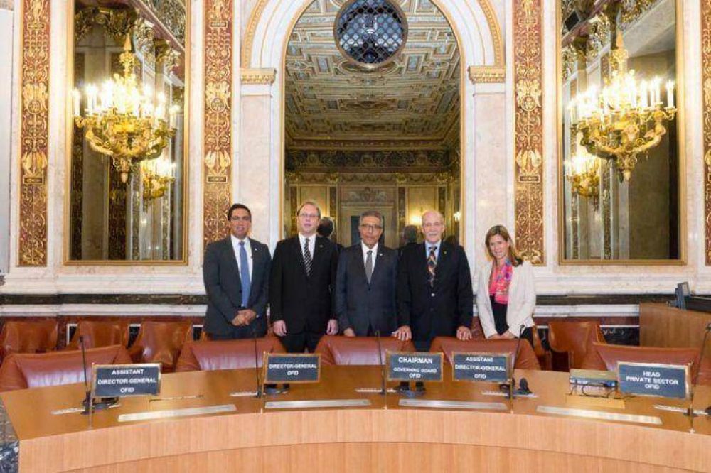 La provincia negocia un cr�dito millonario con pa�ses petroleros