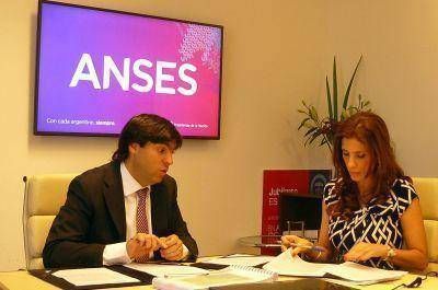 La Gobernadora firm� Convenio con la Anses para implementar la nueva moratoria previsional