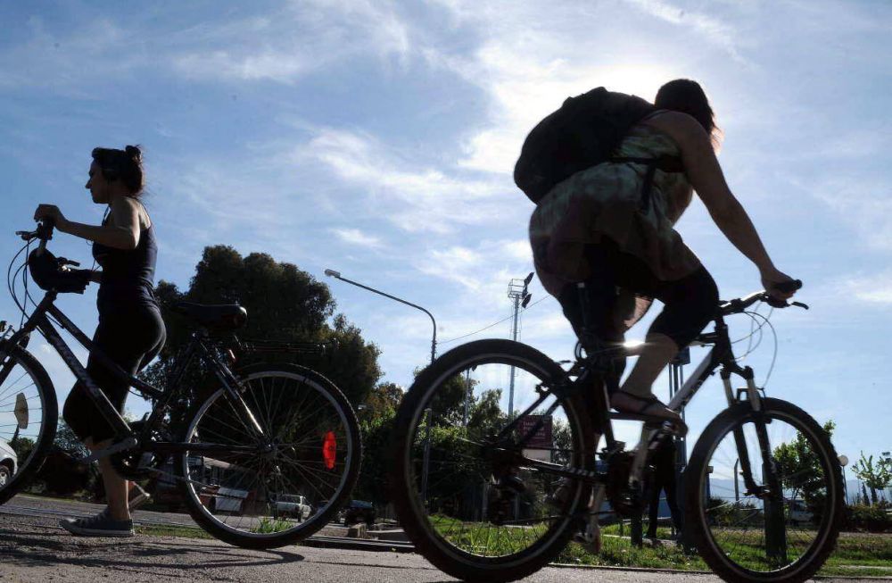 Bicing entre Godoy Cruz y Capital para reducir el uso del auto