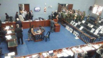 Suspenden juicio tras incidente entre el �tuerto� Albornoz y testigo