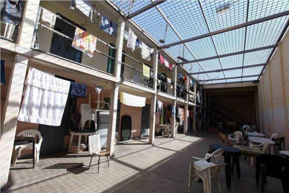 Absolvieron a los acusados de matar a un preso novato
