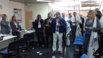 Se cumpli� la primera jornada de protesta de los bancarios