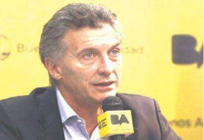 Macri llega a La Rioja en su campa�a presidencial