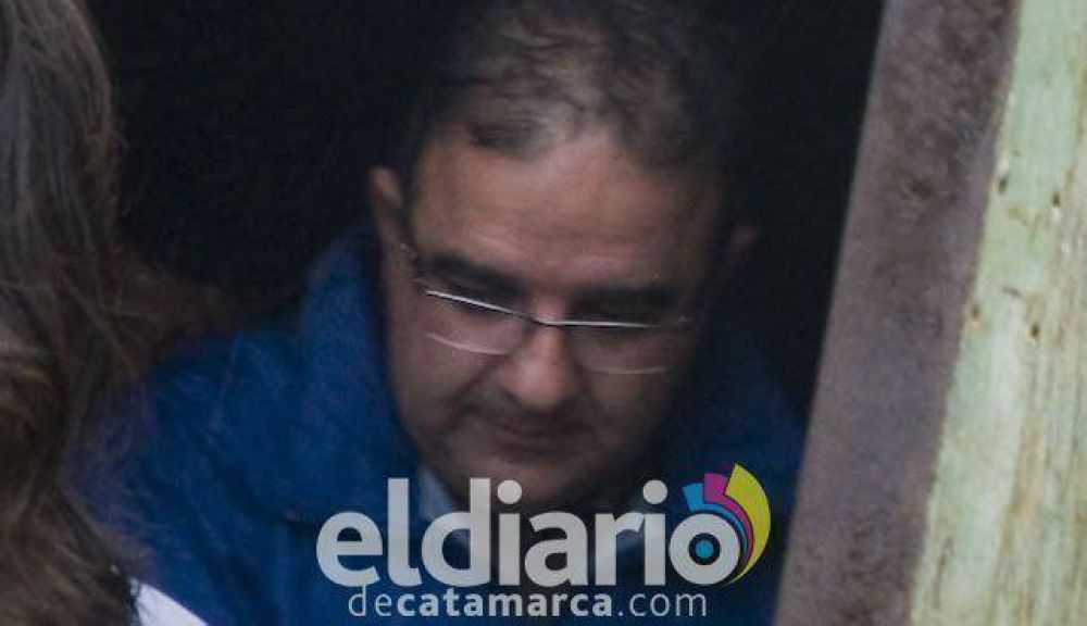 Pese al rechazo de los trabajadores Jalil insiste en cobrar la 