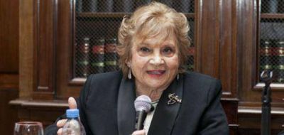 Con otro decreto o una ley, s�lo el Ejecutivo puede modificar las PASO