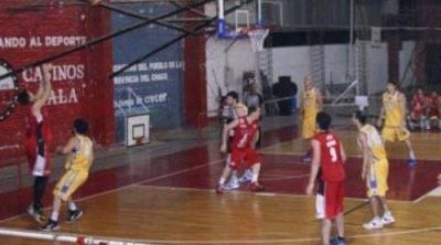 B�squet: Batalla campal en en un partido entre Regatas y Sarmiento