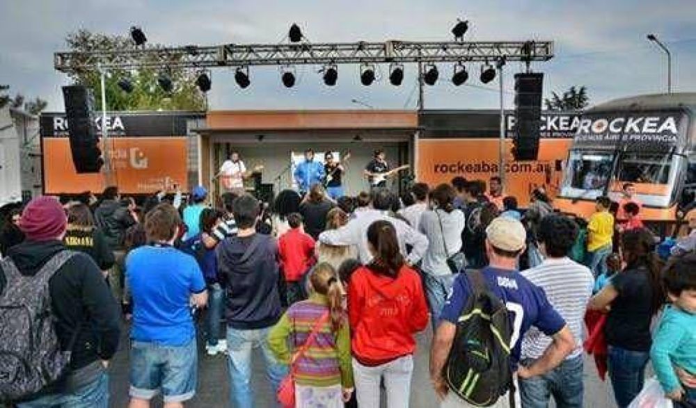 Llega el cami�n de Rockea BA a General Rodr�guez