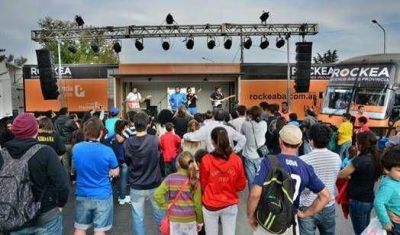 Llega el cami�n de Rockea BA a General Rodr�guez