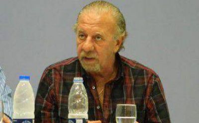Bertolotto adelant� que una �catarata� de dirigentes que comenzar�n a mostrarse con Massa	