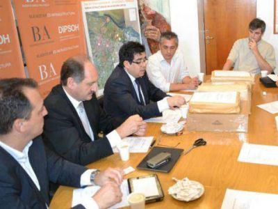 Se realiz� la apertura de sobres para obras h�dricas en barrio Universitario