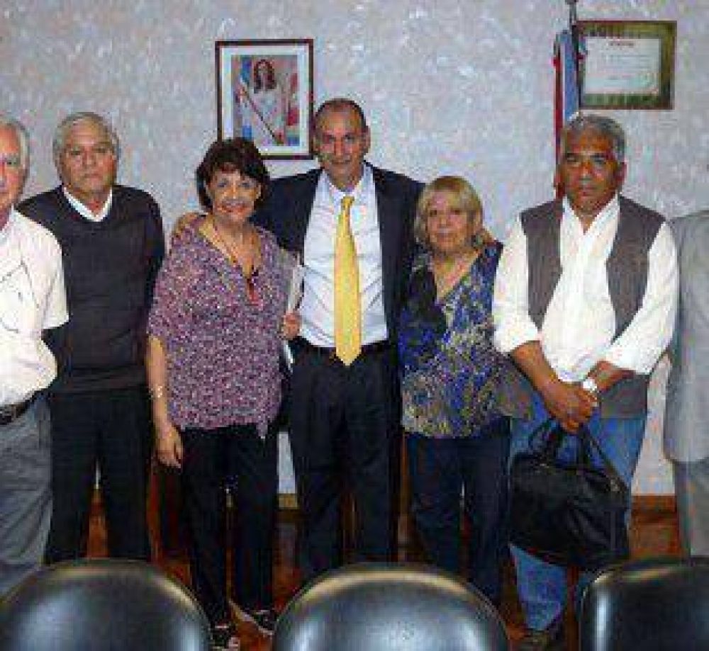 �Memoria Folcl�rica Santiague�a�
