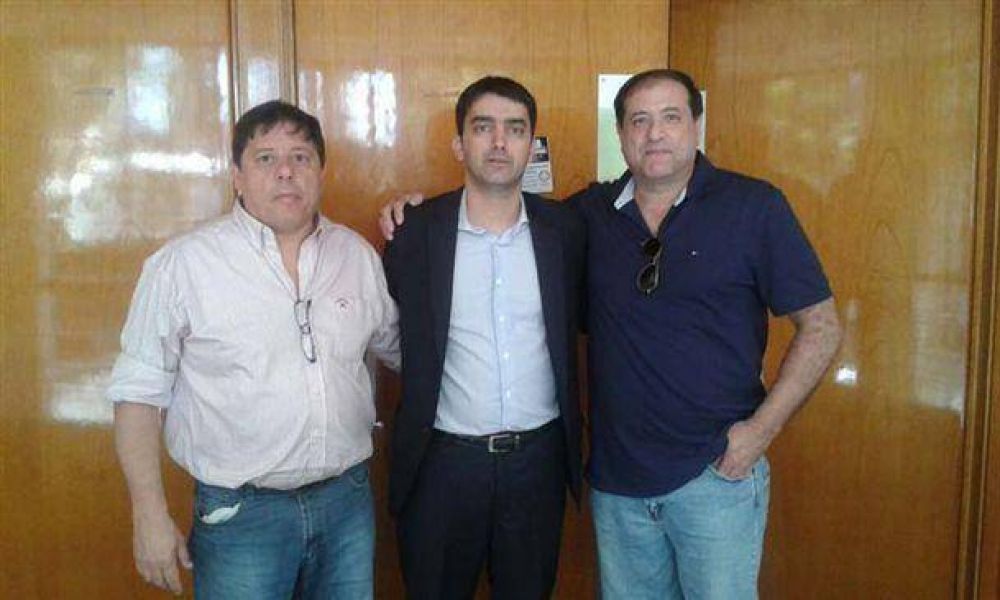 Roberto Centeno presente en La Plata en la Audiencia P�blica por aumentos de ABSA