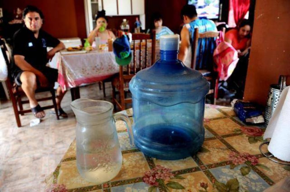 Estiman que en Lomas de Taf� seguir� la falta de agua durante los pr�ximos 45 d�as